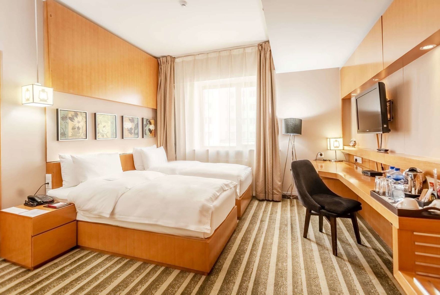 Hypo-allergenic bedding, minibar, in-room safe, individually decorated