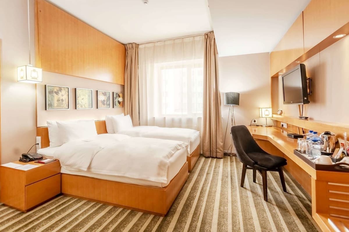 Hypo-allergenic bedding, minibar, in-room safe, individually decorated