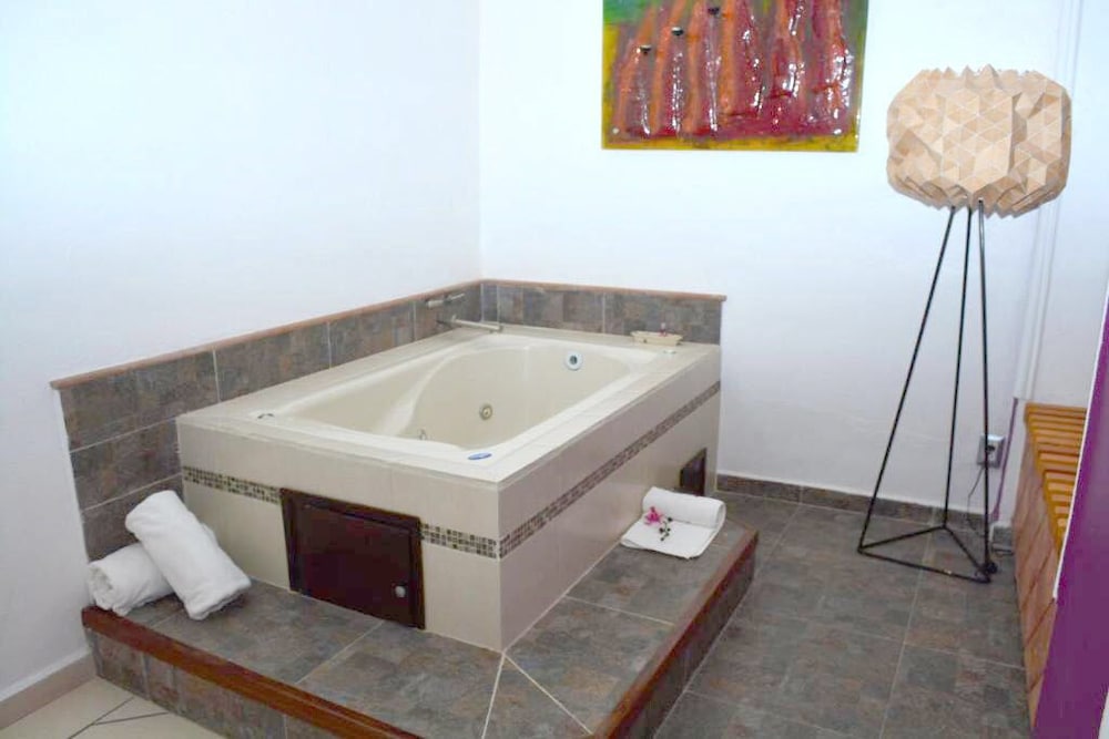 Hotel Boutique Pueblo Lindo by null