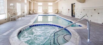 Grand Vista Hotel Parachute