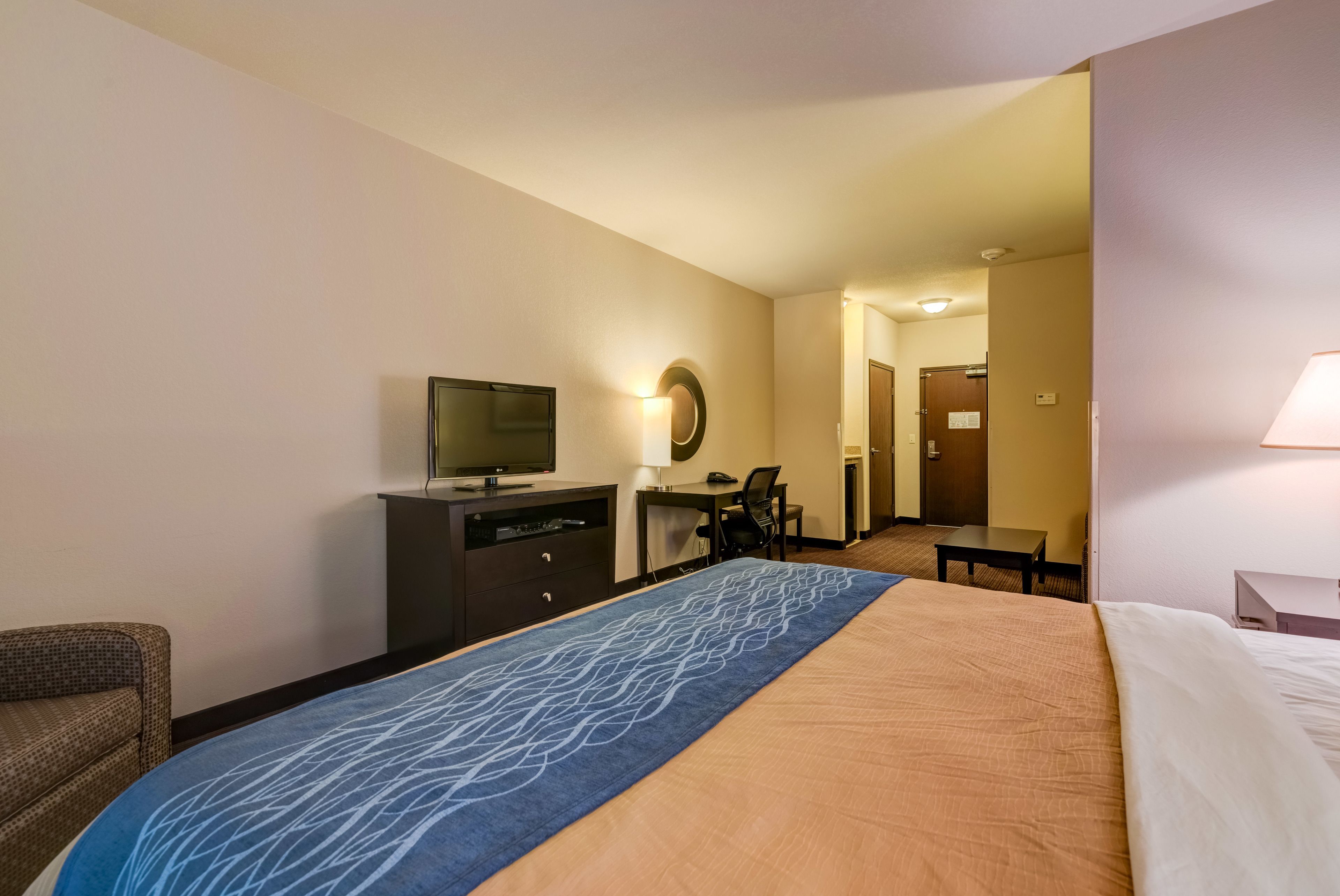 pillow-top beds, in-room safe, desk, blackout curtains