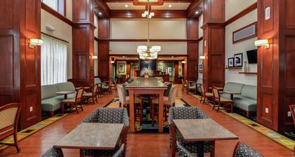 Hampton Inn & Suites Detroit/Chesterfield Township