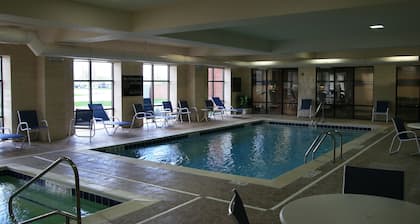 Hampton Inn & Suites Detroit/Chesterfield Township