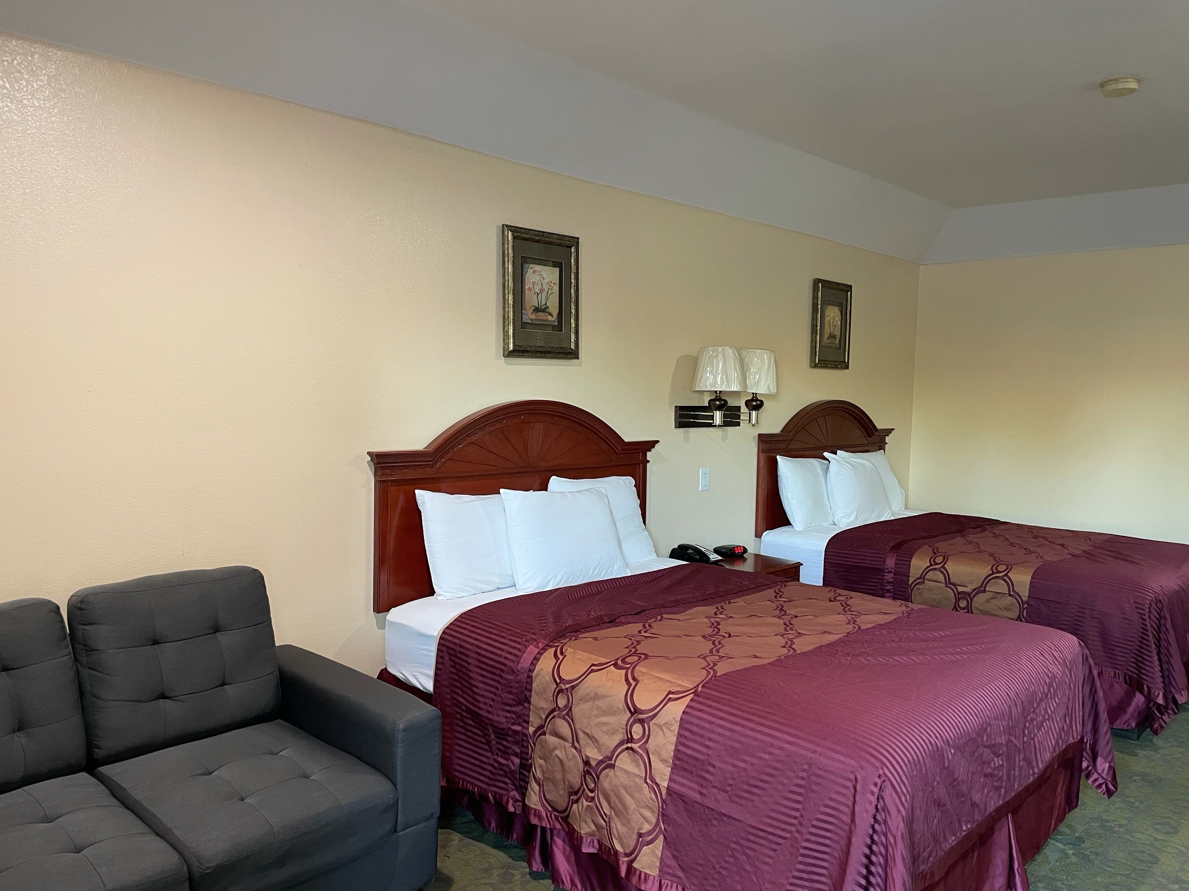 Suite Studio Standard, 2 grands lits | Fer et planche à repasser, Wi-Fi gratuit, draps fournis, réveils