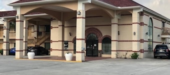 Executive Inn And Suites