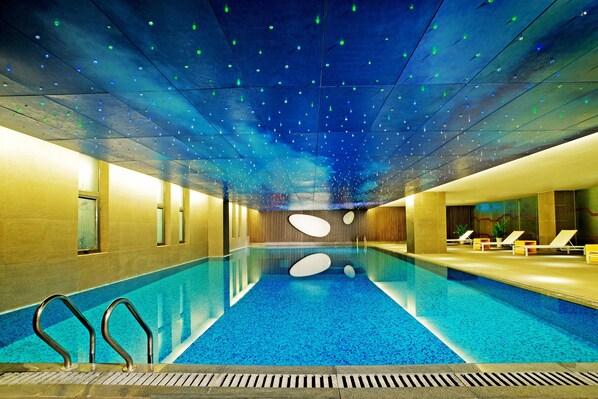 Indoor pool - Aloft Zhengzhou Shangjie (Zhengzhou)