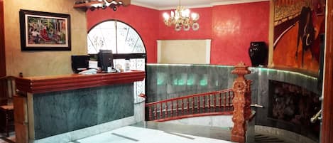 Check-in/check-out kiosk