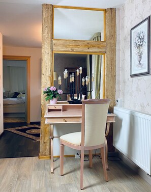 Luxury Suite | In-room business center - Haus am Markt (Königstein)