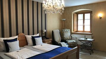 Junior Double Room | Living area