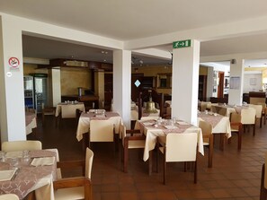 ساحة الطعام