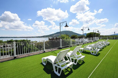 Hotel Eurovil - Beach & pool