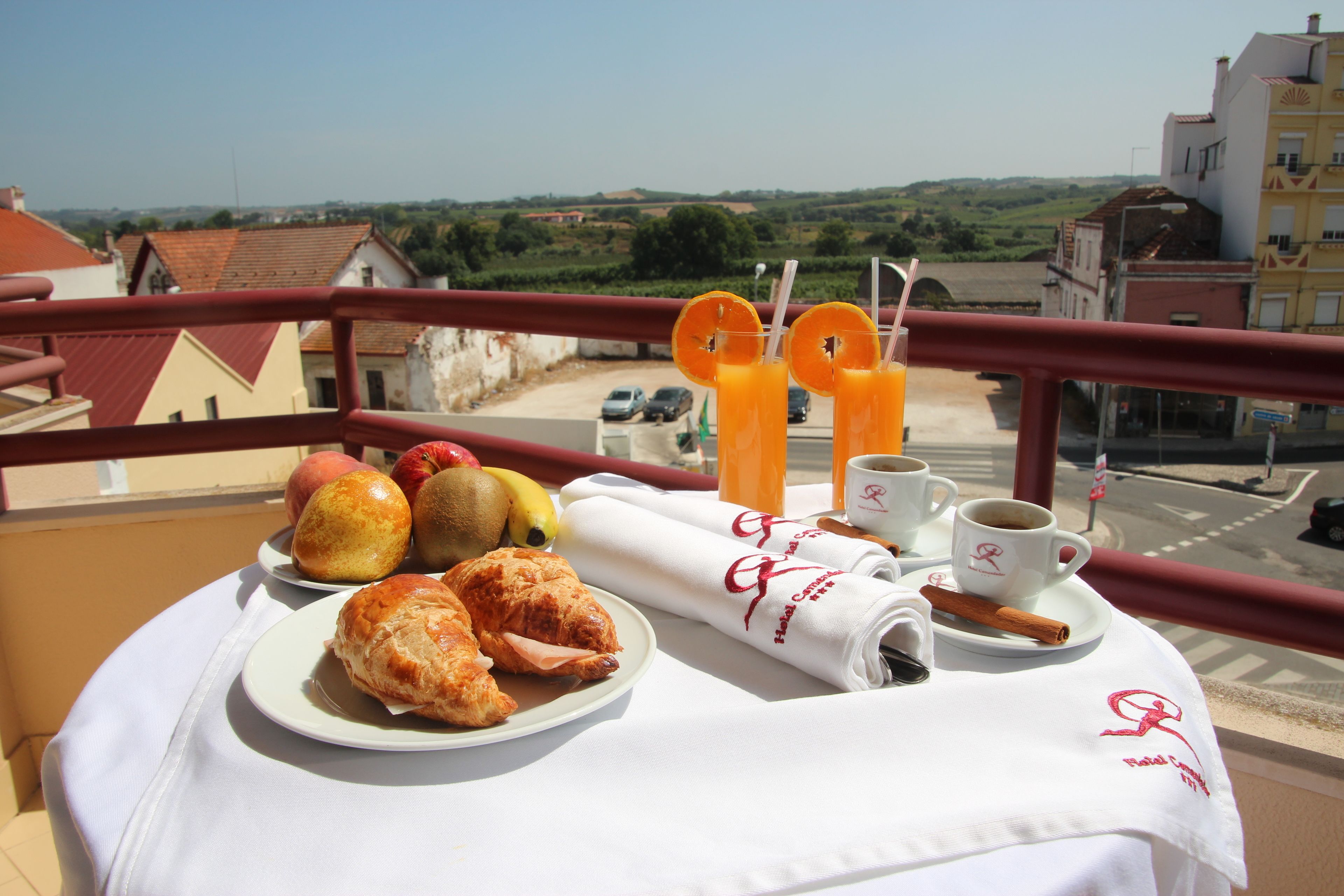 double or twin room | street view