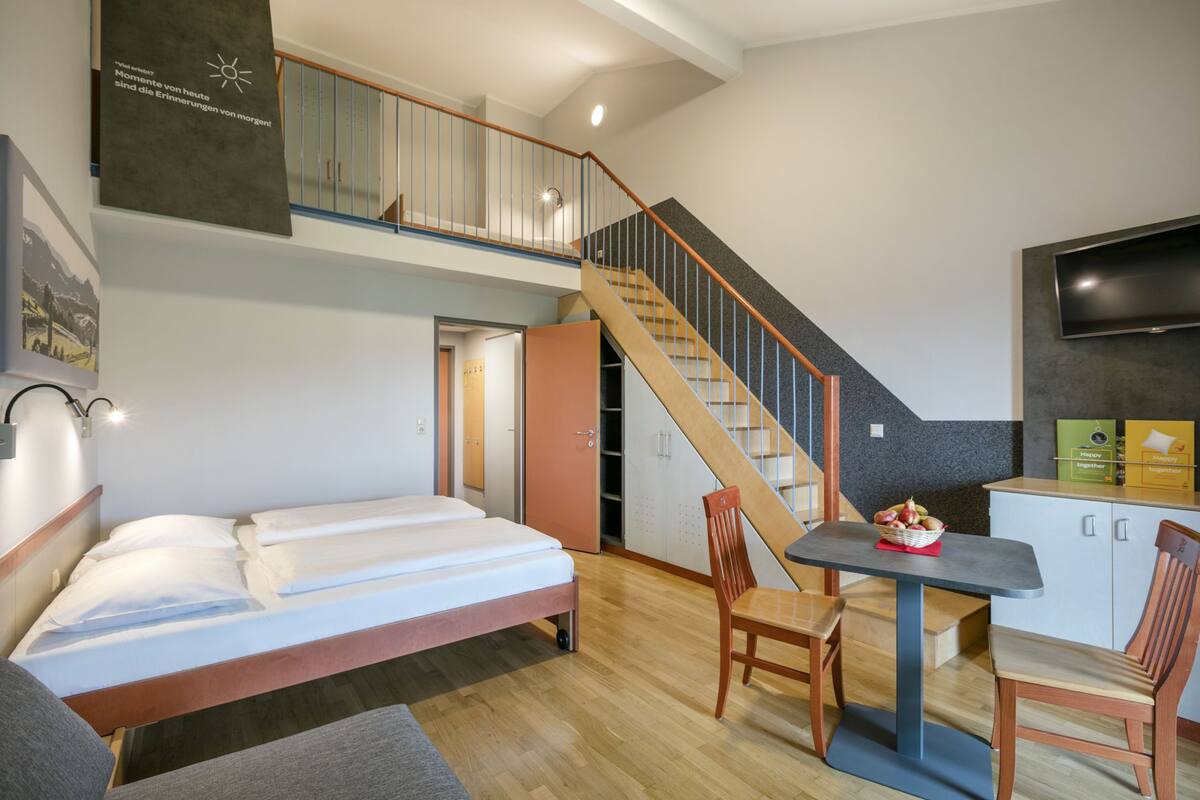 Standaard kamer | Een kluis op de kamer, een bureau, gratis wifi, beddengoed