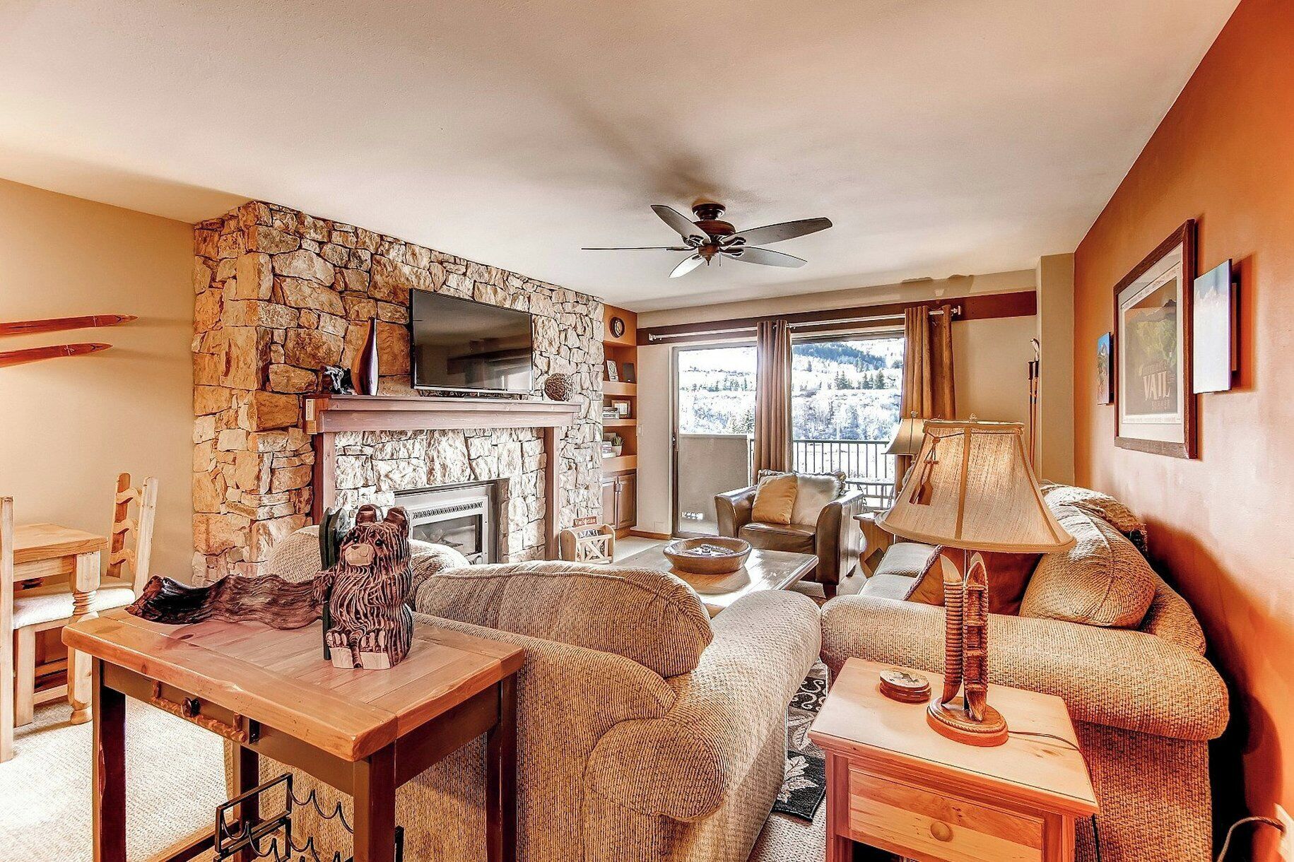 34-inch TV with cable channels, fireplace