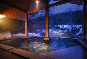 Baño termal público