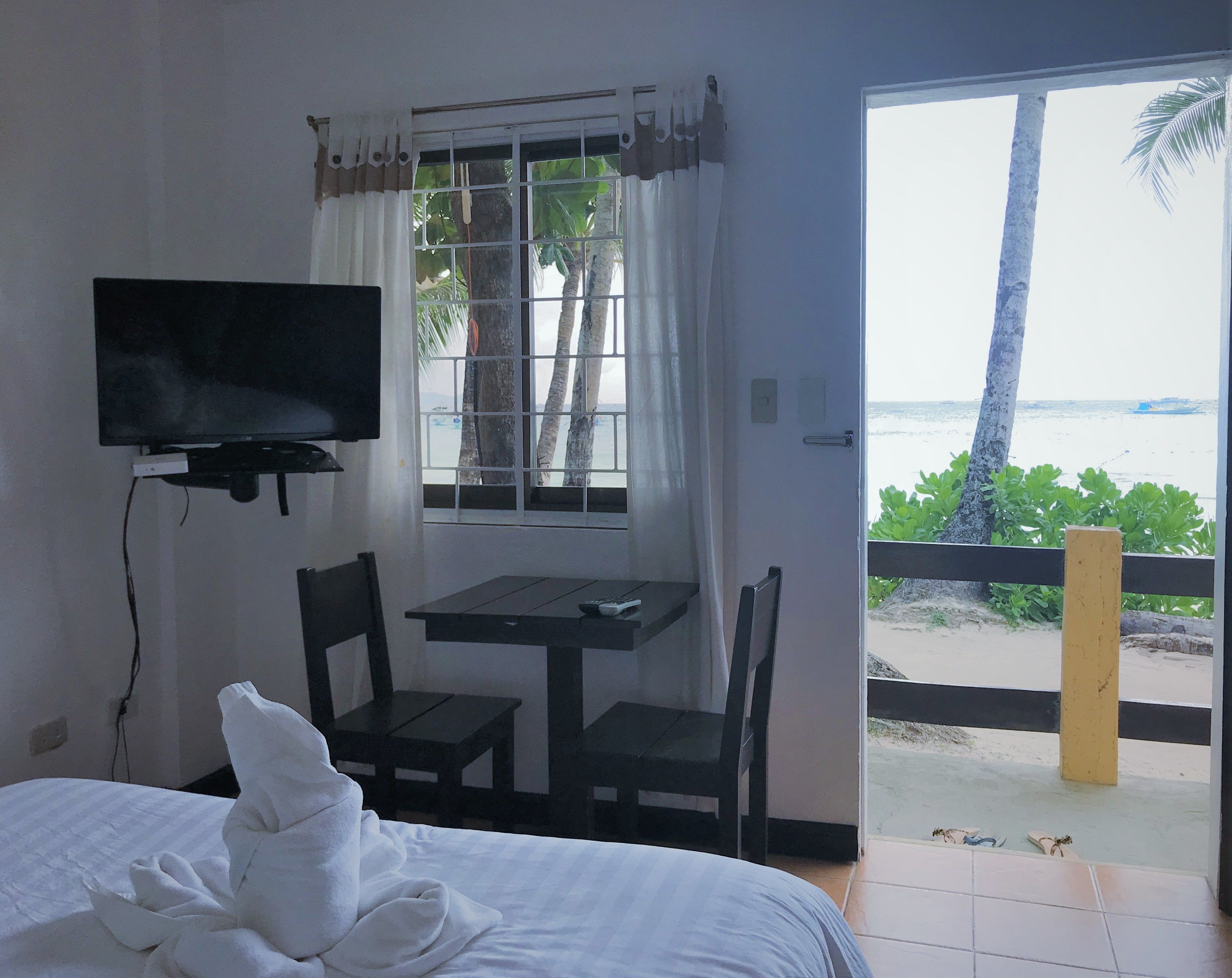 Photo - Grand Blue Beach Hotel