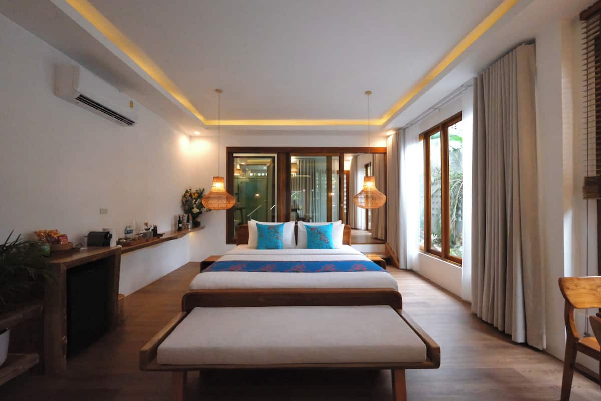 Jacuzzi Suite