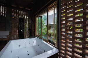 Jacuzzi Suite | View from room