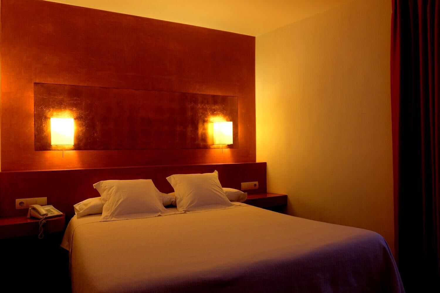 premium bedding, minibar, in-room safe, individually decorated