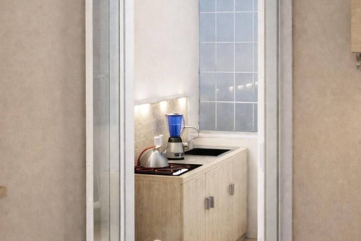 Superior Studio Suite, 1 Double Bed with Sofa bed, Kitchenette | Living area