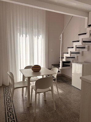 Luxury Studio, 1 Double Bed with Sofa bed, Kitchenette | Living area | 32-inch TV with satellite channels, DVD player