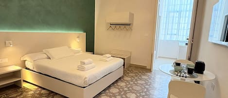 Comfort Studio Suite, 1 Double Bed with Sofa bed, Kitchenette