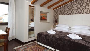 Room - Vela Vrata Hotel (Buzet)