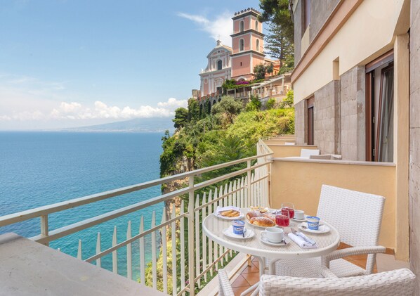 View from room - Hotel Sporting (Vico Equense)