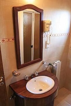 Baño | Ducha, artículos de higiene personal gratuitos y toallas