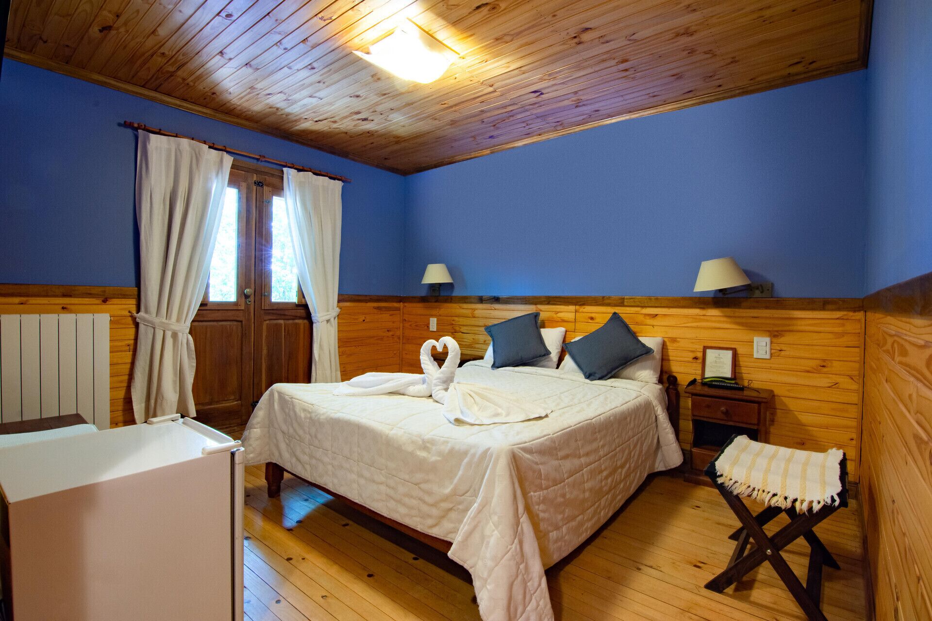Down duvets, in-room safe, free WiFi, bed sheets