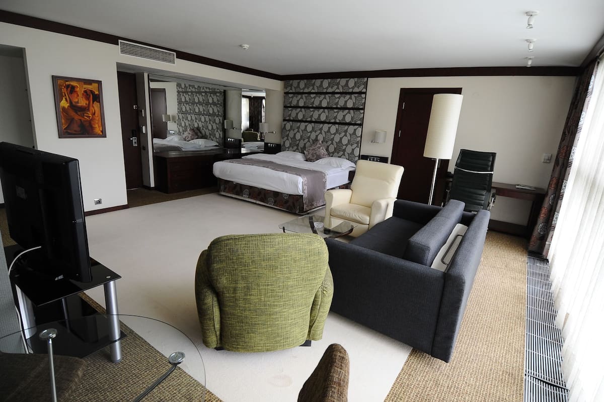 Premium bedding, memory foam beds, minibar, in-room safe
