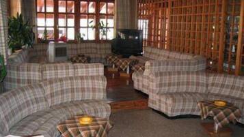 Bar lounge