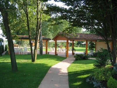 Hotel Quo Vadis