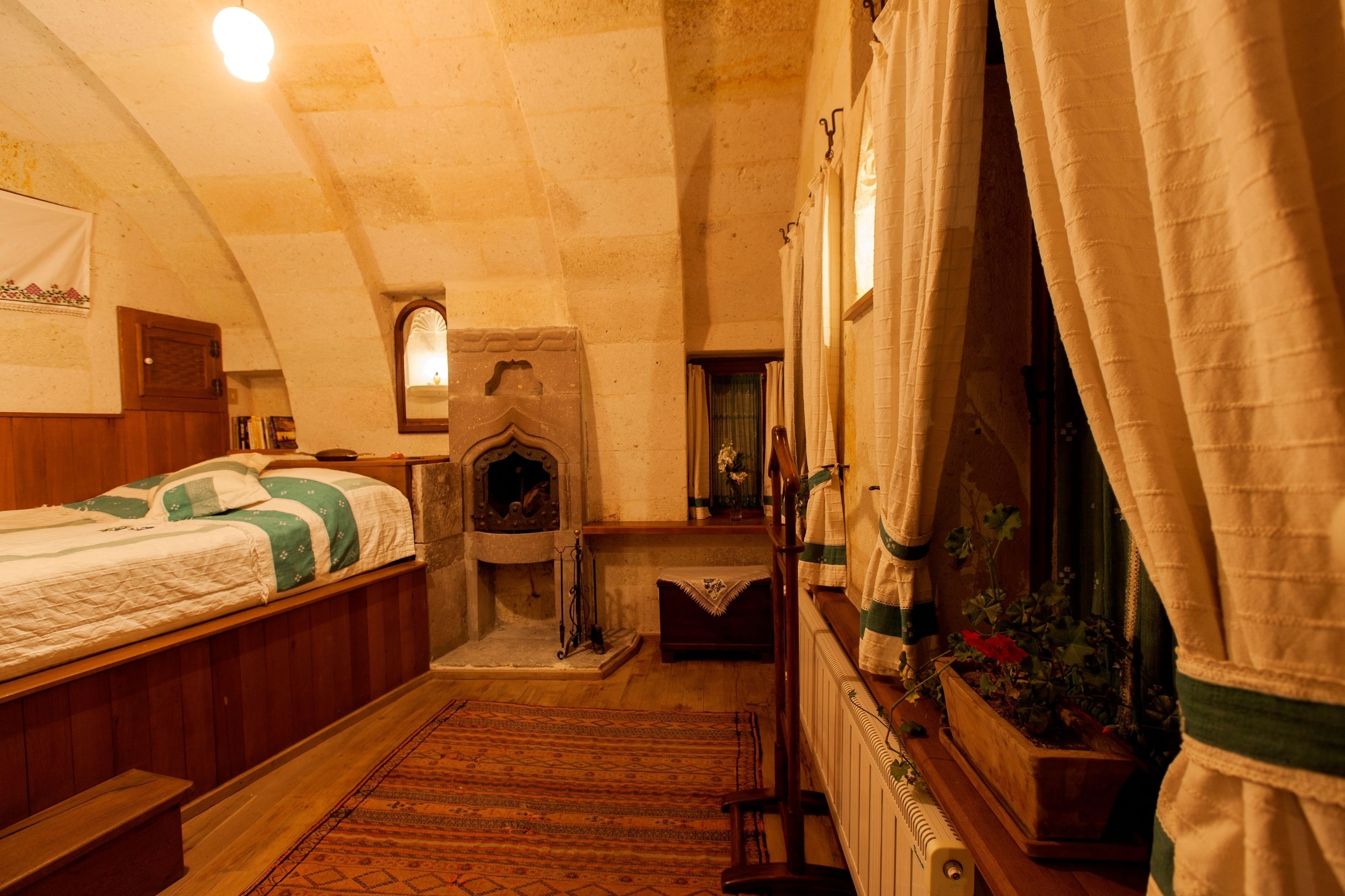 premium bedding, in-room safe, desk, iron/ironing board