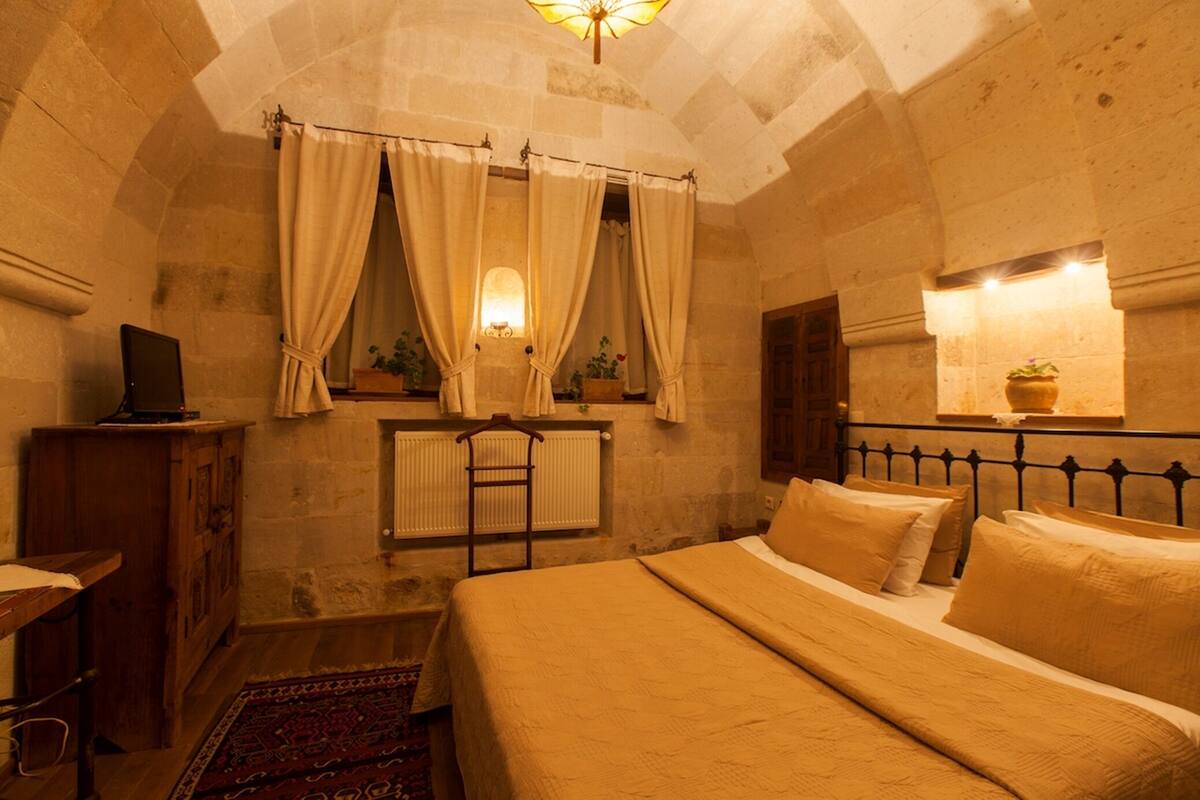 Biancheria da letto di alta qualità, una cassaforte in camera