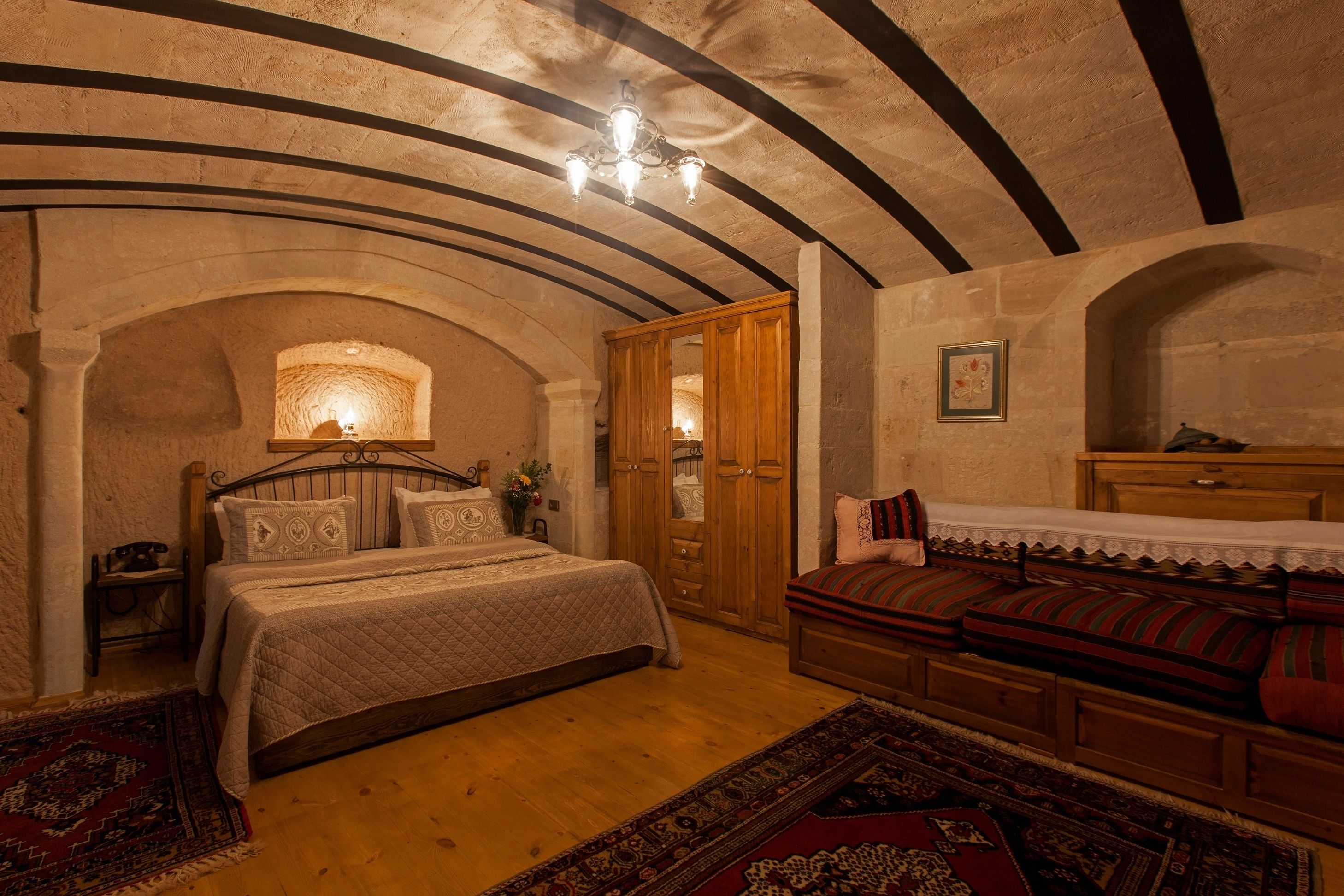 double room | premium bedding, in-room safe, desk, iron/ironing board