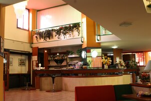 Bar (en el alojamiento)