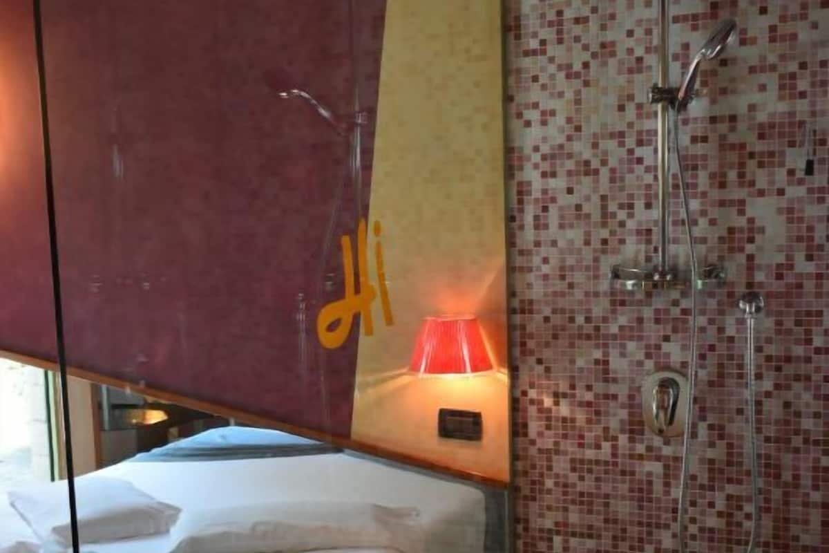 In-room safe, desk, blackout curtains, free WiFi