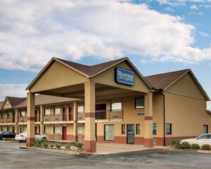 Exterior - Studio 6 Suites – Richland, MS / Jackson (Richland)