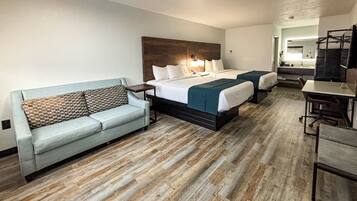 Daunenbettdecken, Pillowtop-Betten, Schreibtisch