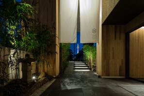 Courtyard - Hotel Kanra Kyoto (Kyoto)