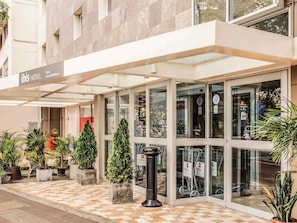 Exterior - ibis Larco Miraflores (Lima)