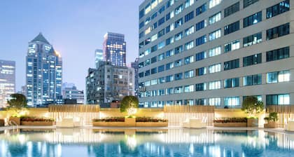 Yuexiu Hotel Guangzhou,Curio Collection by Hilton-Free shuttle between hotel and Exhibition Center during Canton Fair & Exhibitor Registration Counter