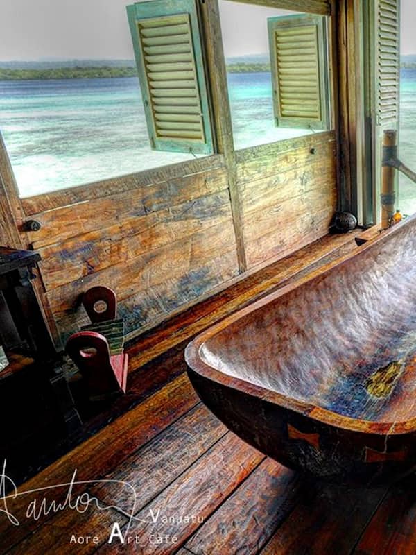 Hot tub, body treatments, aromatherapy, hot stone massages