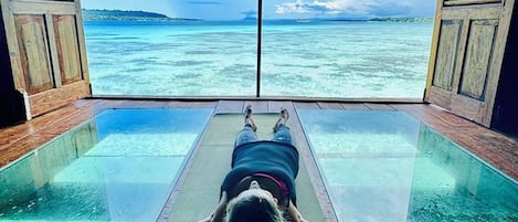 Bain à remous, soins corporels, soins d'aromathérapie
