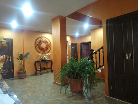 Flat-screen TV. Hotel Sostenible La Laguna