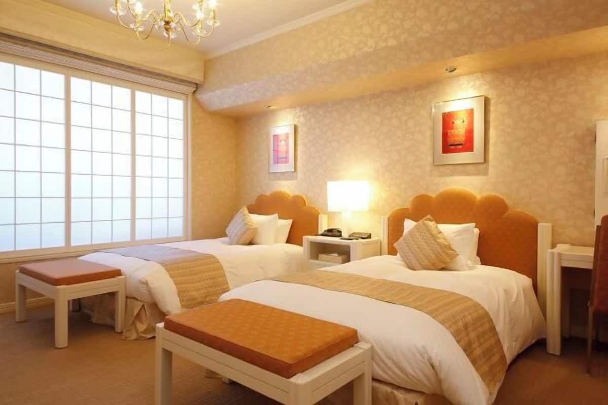 1 chambre, couette en duvet d'oie, coffres-forts dans les chambres