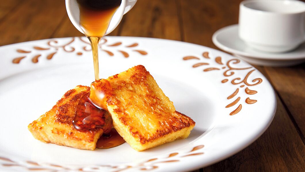 daily buffet breakfast (jpy 3520 per person)