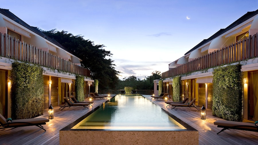 Kupu Kupu金巴兰海滩俱乐部和Loccitane Spa