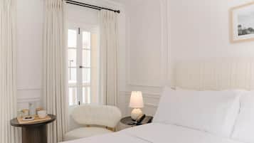 Iron/ironing board, free WiFi